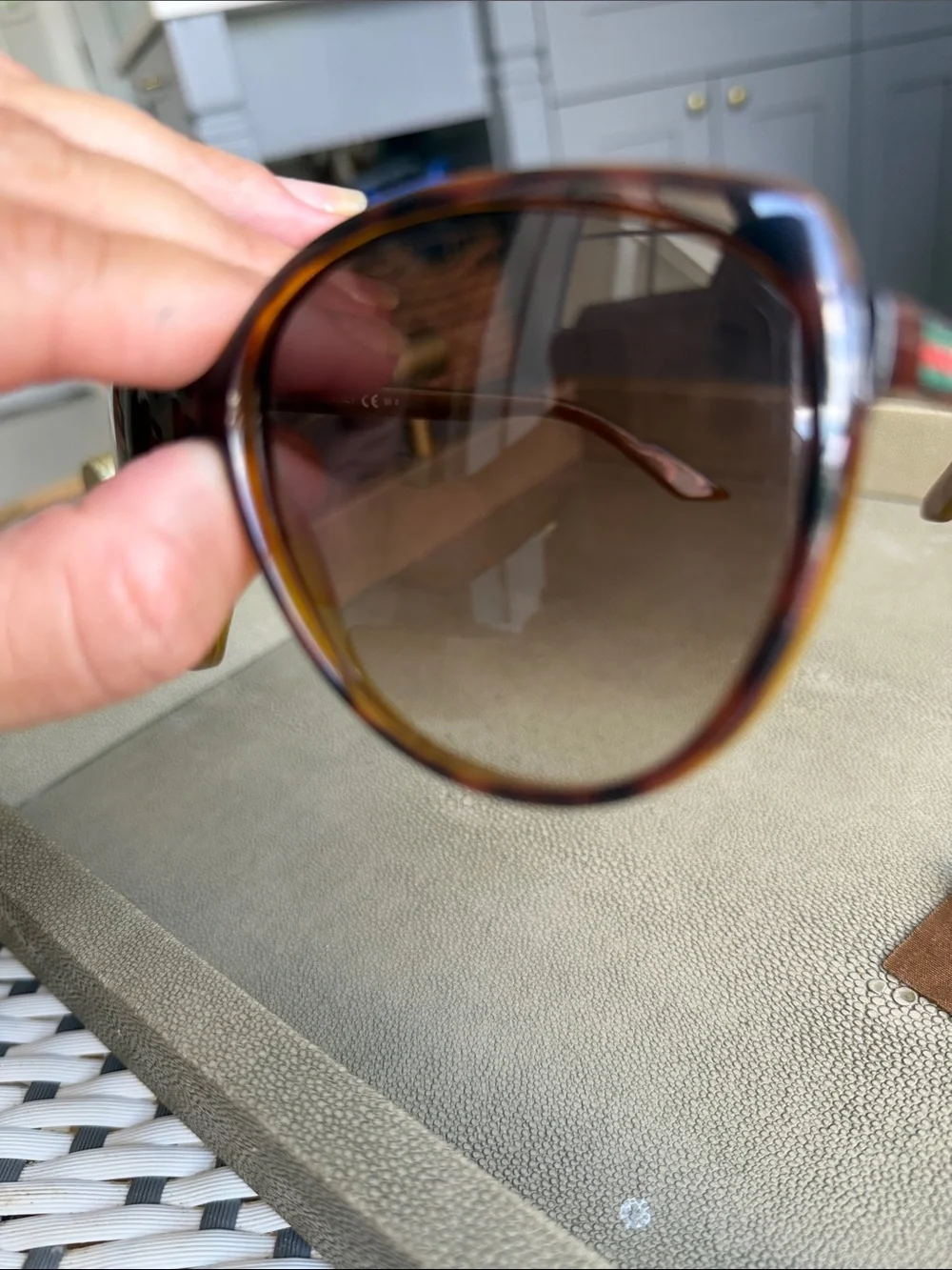 GUCCI authentic Women's Oversized Brown Gradient Sunglasses